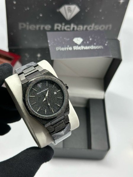 ساعة Pierre Richardson